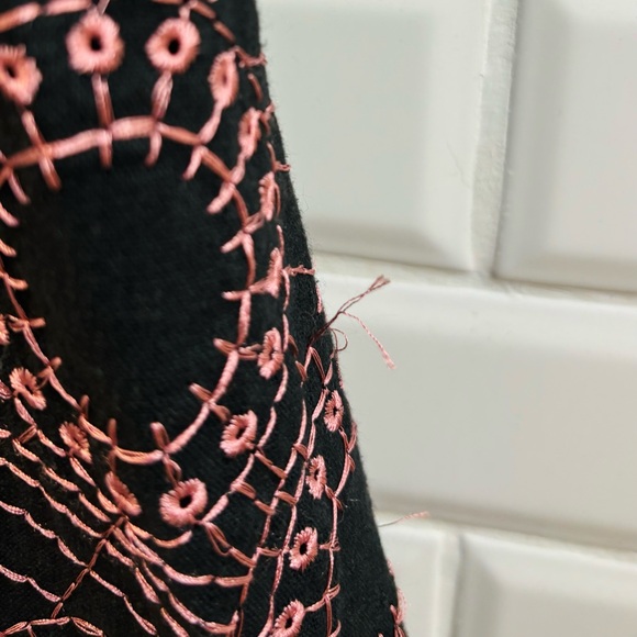 Vintage Edward Women’s 14 A-Line Embroidered Skirt - Picture 4 of 6